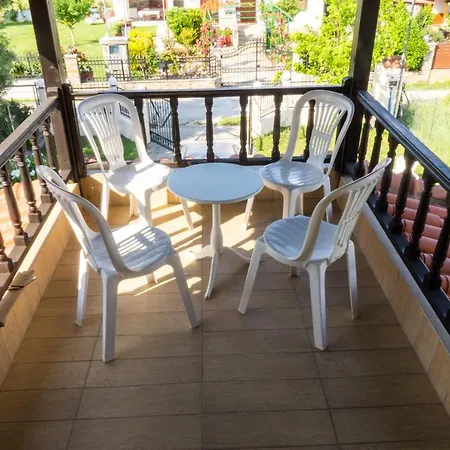 Vakantiehuis Kazaplagia Nea Plagia